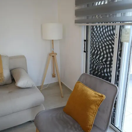 Mycyprusstay - Danaos 1 Bedroom Palm Garden Escape