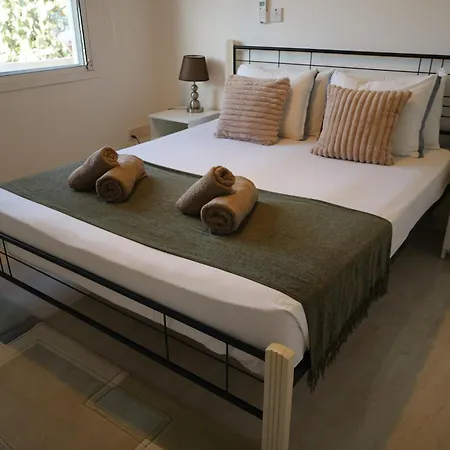 Mycyprusstay - Danaos 1 Bedroom Palm Garden Escape Apartment Paphos