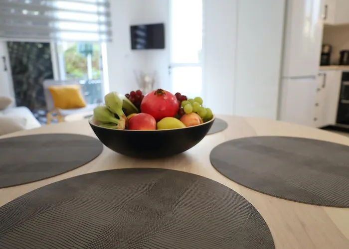 Mycyprusstay - Danaos 1 Bedroom Palm Garden Escape 公寓 Paphos