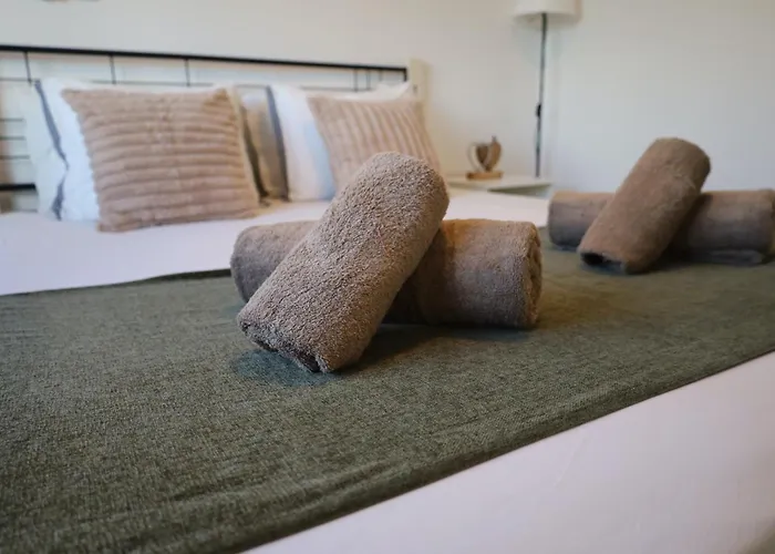 Mycyprusstay - Danaos 1 Bedroom Palm Garden Escape