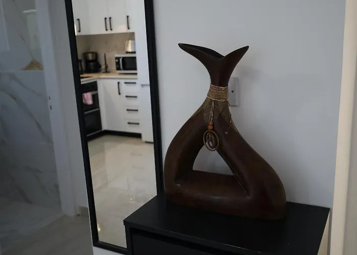 Mycyprusstay - Danaos 1 Bedroom Palm Garden Escape *