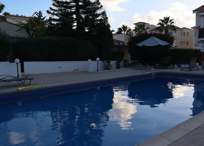 Mycyprusstay - Danaos 1 Bedroom Palm Garden Escape 公寓 Paphos