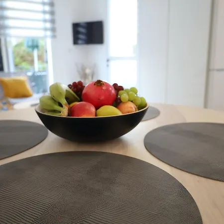 Mycyprusstay - Danaos 1 Bedroom Palm Garden Escape Διαμέρισμα Πάφος