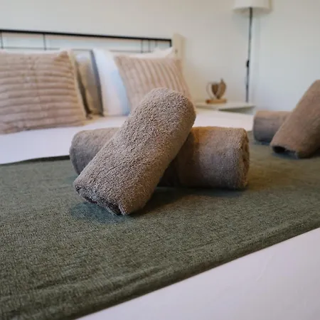 Mycyprusstay - Danaos 1 Bedroom Palm Garden Escape