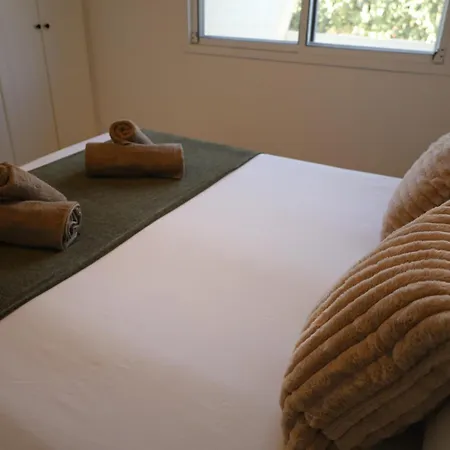 Mycyprusstay - Danaos 1 Bedroom Palm Garden Escape Apartman Paphos